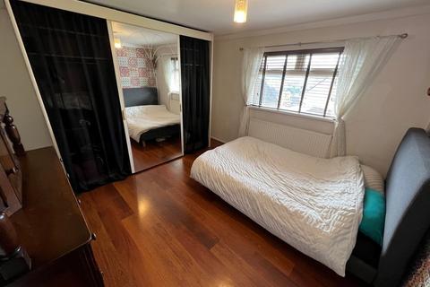 Porth - 2 bedroom flat for sale