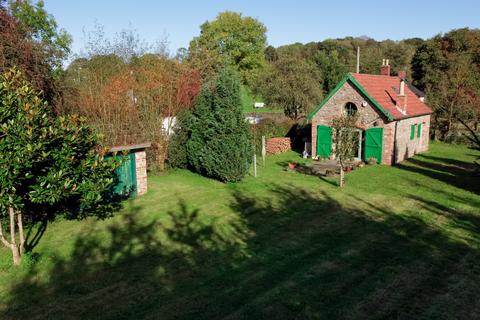 1 bedroom property with land for sale - Cam Bridge, Temple Cloud