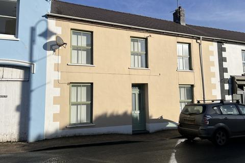 3 bedroom terraced house for sale, The Square, Tregaron SY25