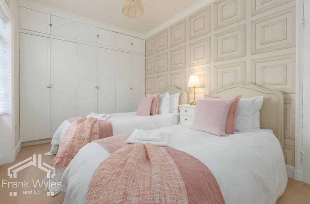 Bedroom2