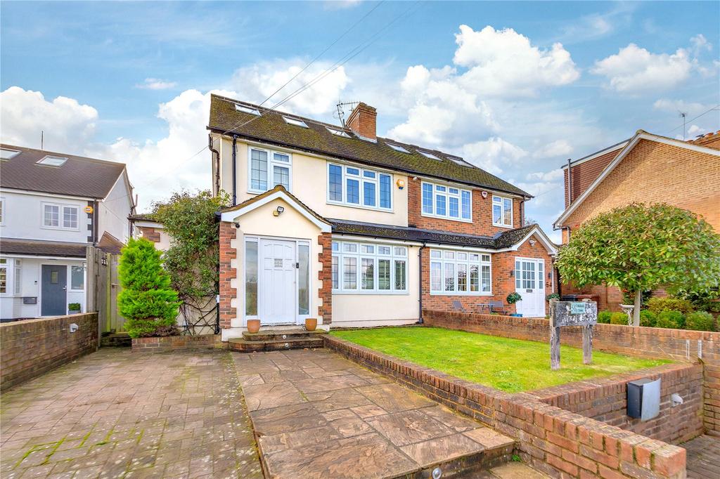 Hilfield Lane, Aldenham, Watford, Hertfordshire, WD25 4 bed semi