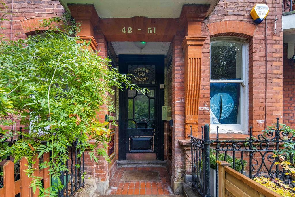 Clevedon Mansions, Lissenden Gardens, Hampstead, London, NW5 1 bed flat