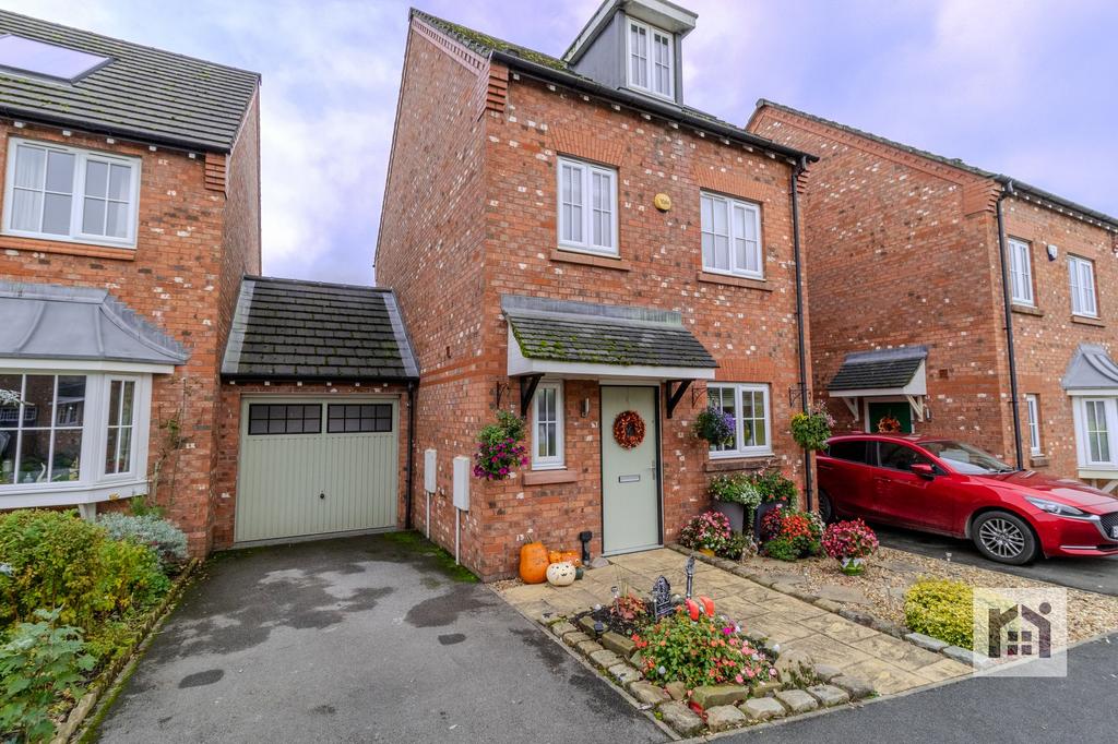 Meadow Close, Coppull, PR7 4 bed property for sale £250,000