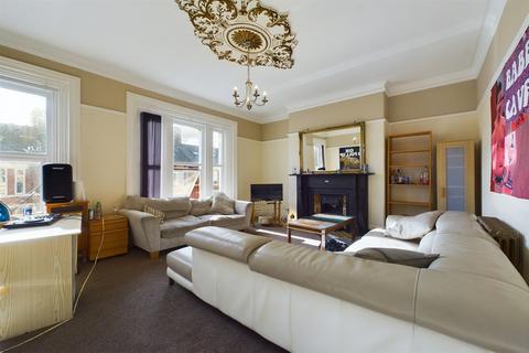 6 bedroom property to rent, Devonshire Place, Newcastle Upon Tyne