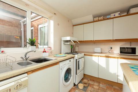 4 bedroom semi-detached house for sale, Almond Close, Broadstairs, CT10