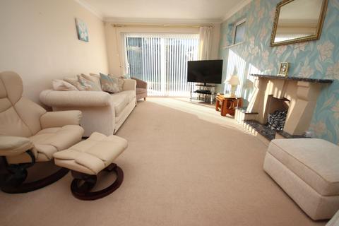 35 Fairview Drive, Broadstone, BH18 9AR