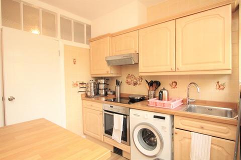 2 bedroom flat to rent, Bell Lane, Hendon, NW4