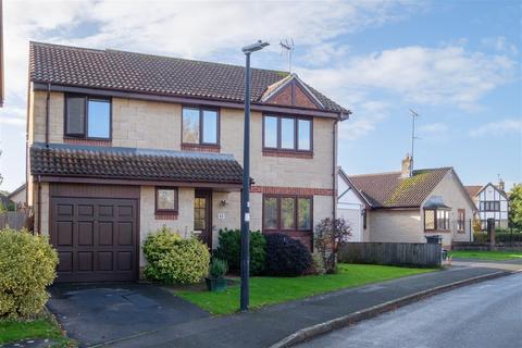 4 bedroom detached house for sale, Birch Drive, Langford