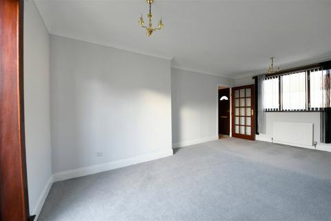 72 Cameron Drive, Auchinleck, Cumnock, KA18 2JG