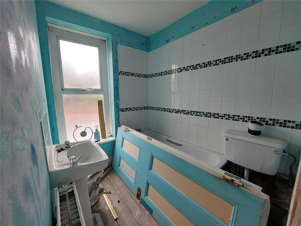 39 Bathroom