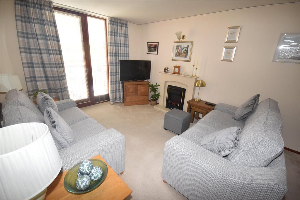 Wembdon Road, Bridgwater, Somerset, TA6 2 bed apartment for sale £130,000