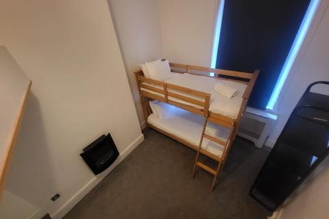 Flat 1, Poole Hill Terrace, 15 - 23 Poole Hill, Bournemouth, BH2 5PW