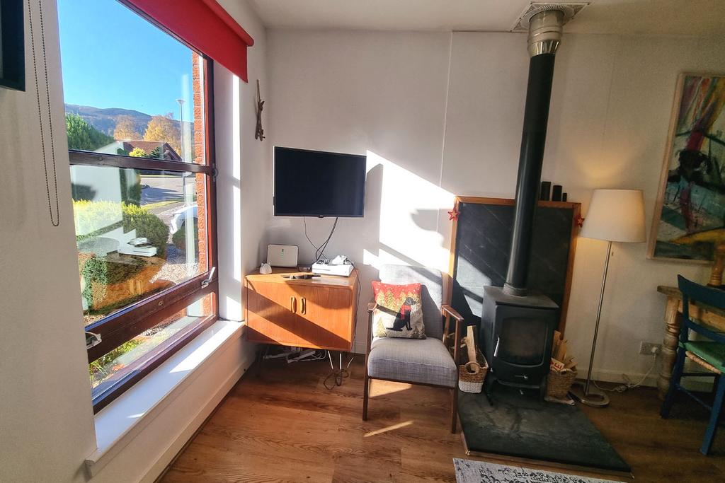 Lounge Window