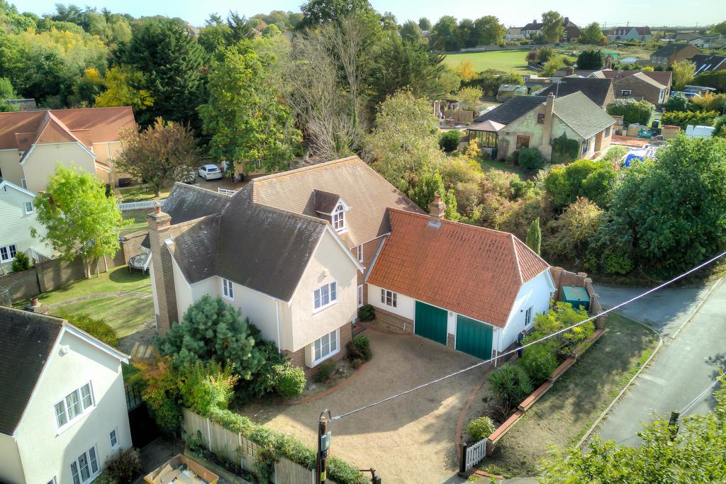 Ferry Road, Fingringhoe, Colchester, Essex, CO5 5 bed detached house