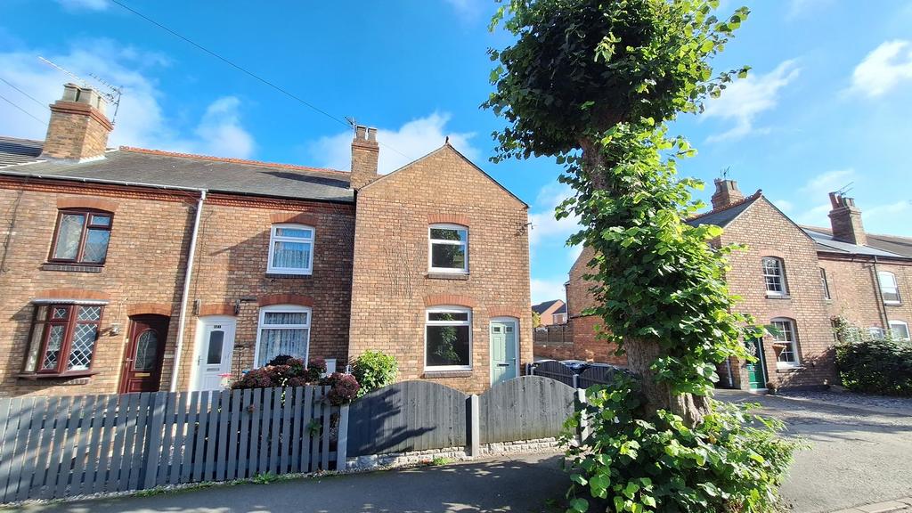 Bermuda Village, Nuneaton, Warwickshire. CV10 7PW 2 bed end of terrace house for sale £180,000