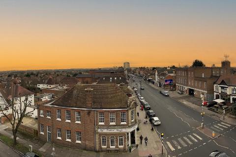 1 bedroom penthouse for sale, High Road, North Finchley