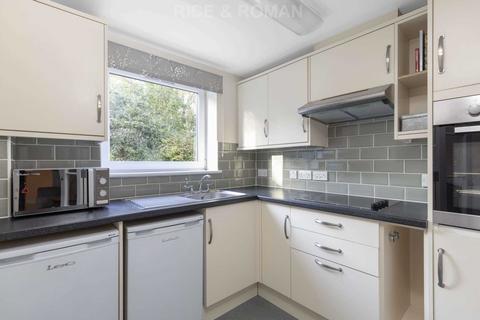 2 bedroom retirement property for sale, Manor Road North, Esher KT10