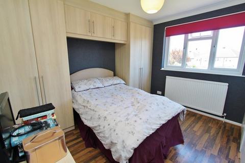 7 Esk Way, Romford, RM1 4YH