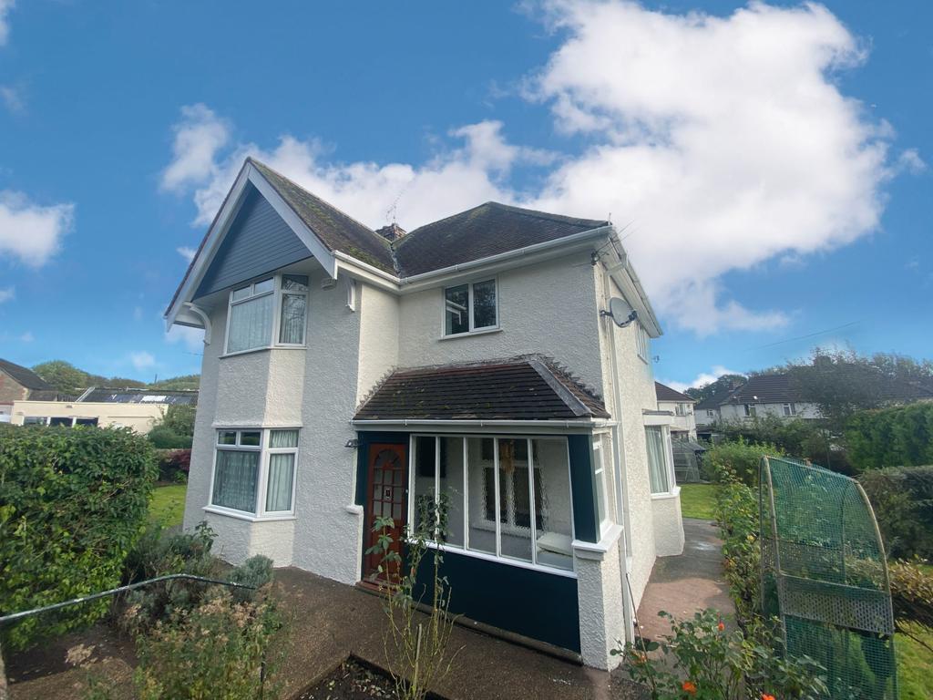 Swan Road, Lydney, GL15 5RU 3 bed detached house to rent £1,200 pcm