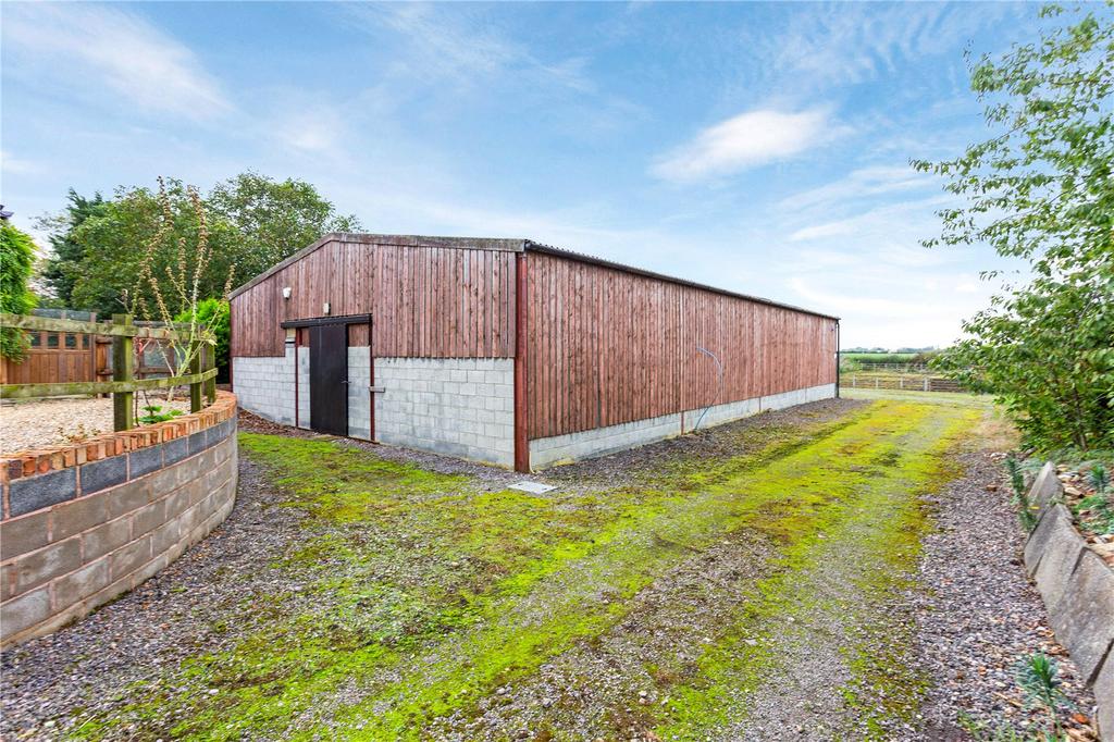 Fairview House, SuttoncumBeckingham, Lincoln, Lincolnshire, LN5 4 bed