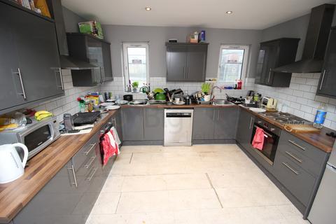 undefined, 1 Brudenell Mount, Hyde Park, Leeds LS6