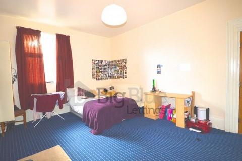 9 bedroom terraced house to rent, 64 Cardigan Road, Headingley, Leeds LS6