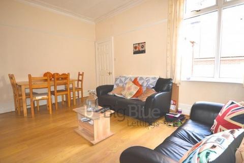 5 bedroom terraced house to rent, 1 Hanover Square, Hyde Park, Leeds LS3