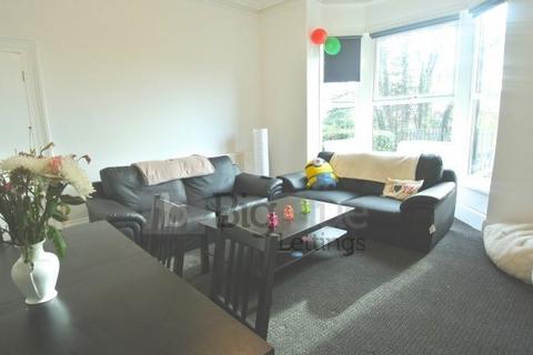 6 bedroom terraced house to rent, 105 Victoria Road, Hyde Park, Leeds LS6