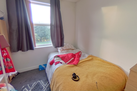 9 bedroom terraced house to rent, 167 Belle Vue Road, Hyde Park, Leeds LS3