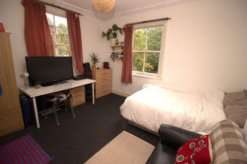 undefined, Regent Park Avenue, Leeds LS6