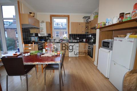 7 bedroom terraced house to rent, Hyde Park Road, Hyde Park, Leeds LS6