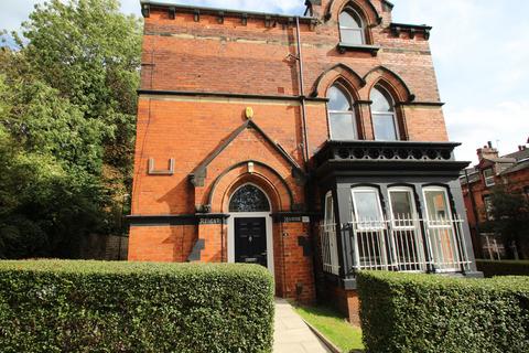 12 bedroom detached house to rent, Grosvenor Road, leeds LS6