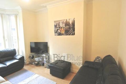 4 bedroom terraced house to rent, 6 Ashville Terrace, Hyde Park, Leeds LS6