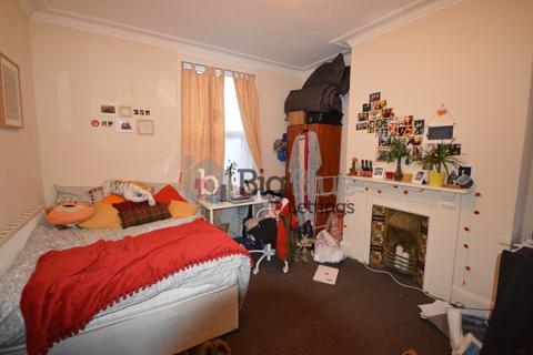 7 bedroom property to rent, 139 Brudenell Road, Hyde Park, Leeds LS6