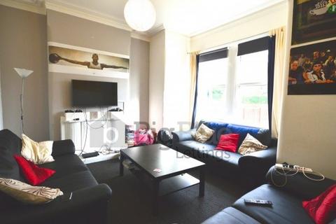 9 bedroom terraced house to rent, 213 Belle Vue Road, Hyde Park, Leeds LS3