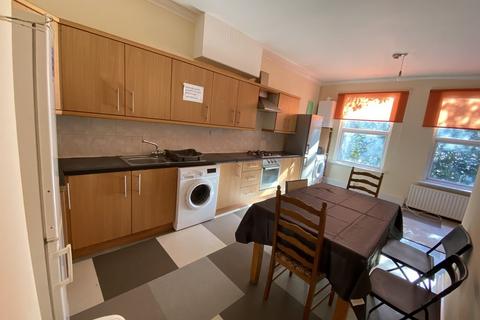 undefined, 27 Leicester Grove, City Centre, Leeds LS7