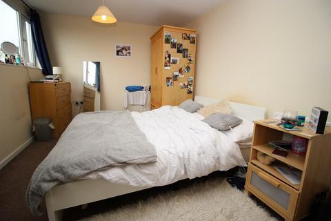5 bedroom terraced house to rent, Burley Lodge Road, Hyde Park, Leeds LS6