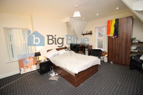 10 bedroom terraced house to rent, 236 Kirkstall Lane, Headingley, Leeds LS6