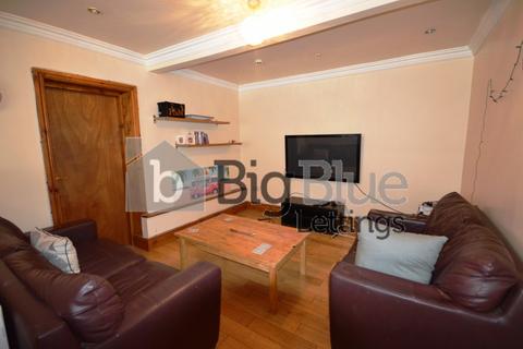 3 bedroom property to rent, 40A Richmond Avenue, Hyde Park, Leeds LS6