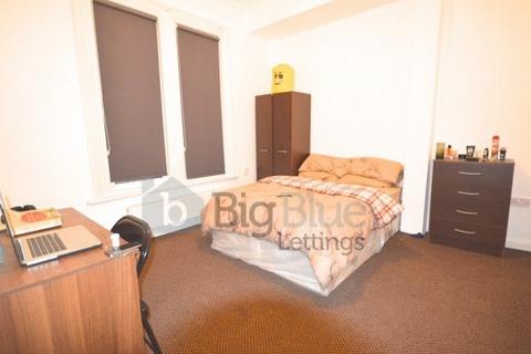 3 bedroom flat to rent, 79a Cardigan Road, Hyde Park, Leeds LS6