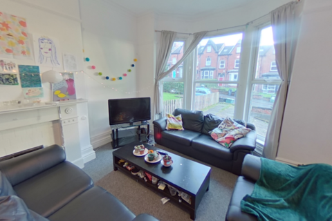 8 bedroom terraced house to rent, 34 Kelso Road, Hyde Park, Leeds LS2