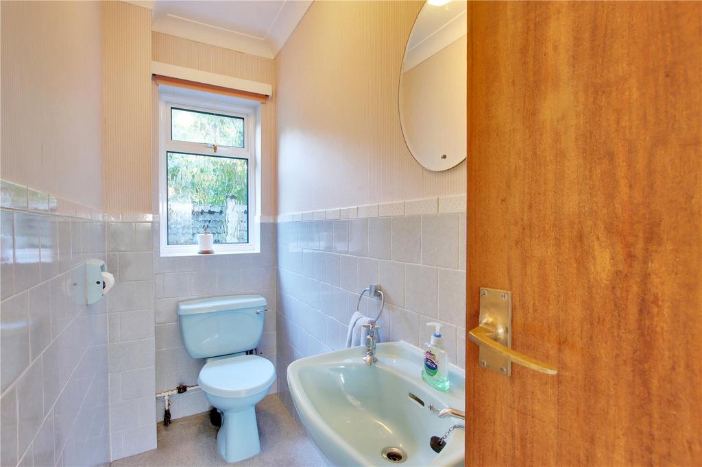 Wc / Cloakroom
