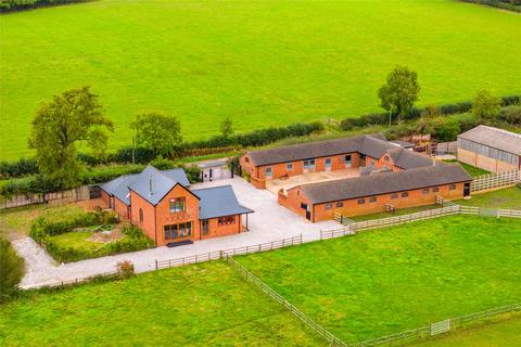 3 bedroom equestrian property for sale, Dean Road, Stewkley, Leighton Buzzard, Buckinghamshire, LU7