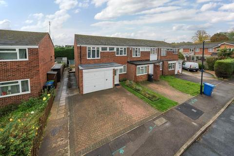 3 bedroom end of terrace house for sale, Windsor,  Berkshire,  SL4