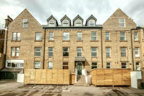 7 bedroom apartment to rent, Bankfield Road, Huddersfield, HD1