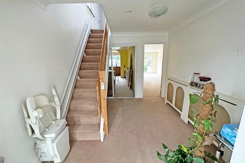 4 Windrush Road, Hollywood, Birmingham, B47 5QA