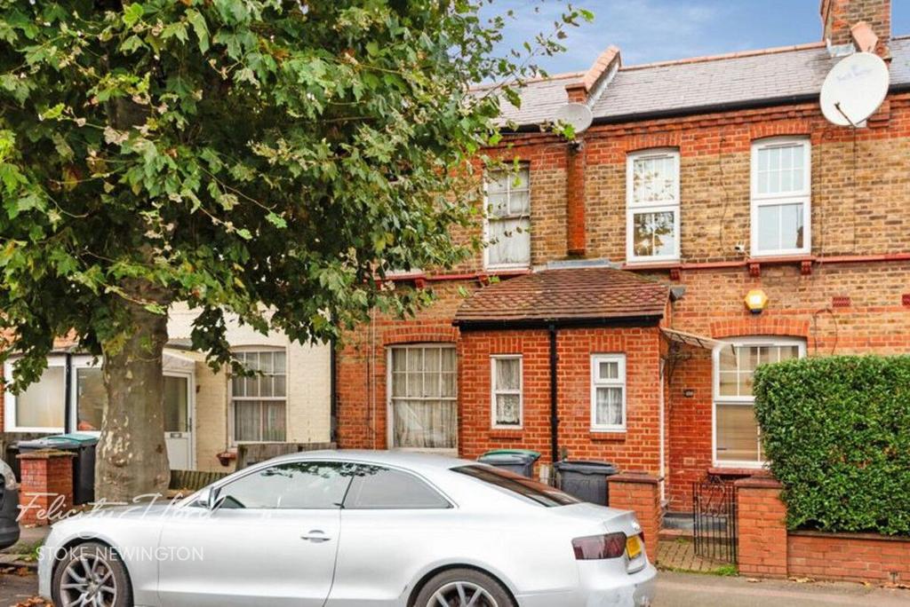 Moselle Avenue, Wood Green, N22 2 bed terraced house for sale £425,000