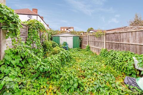 2 bedroom terraced house for sale - Moselle Avenue, Wood Green, N22