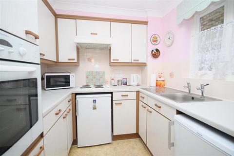 1 bedroom apartment for sale, East Clacton CO15