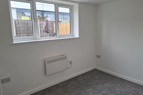2f Castle Road, Clacton-on-sea, CO15 1JG